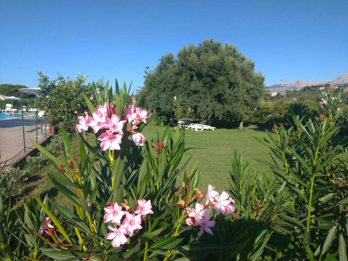 Villa Teti - Sicilia Campofelice Di Roccella Exterior foto